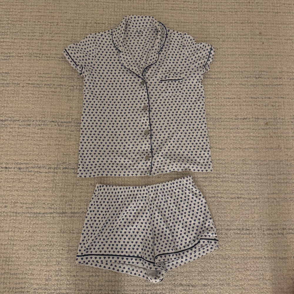 Roller Rabbit White and Navy Heart Short Pajama Set